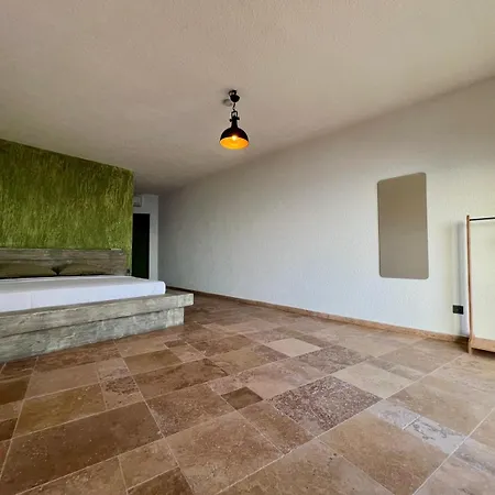 ベッド・アンド・ブレックファスト Elm