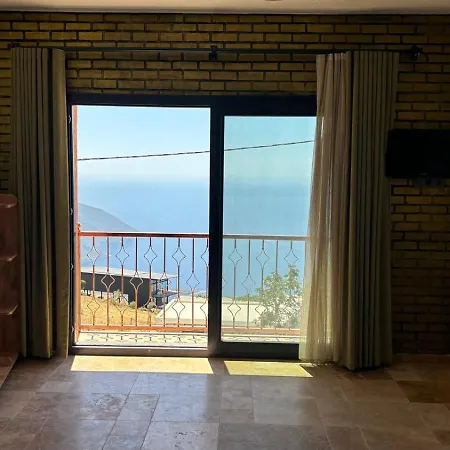 Elm 3* フェティエ